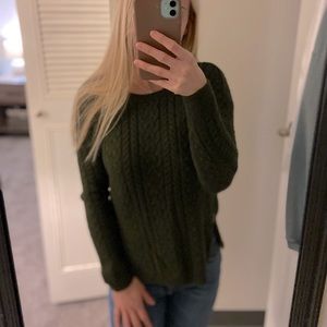 American Eagle Sweater